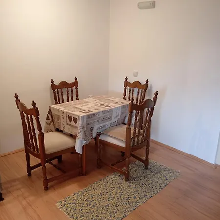 Kuca Za Odmor Ruza Vetrova