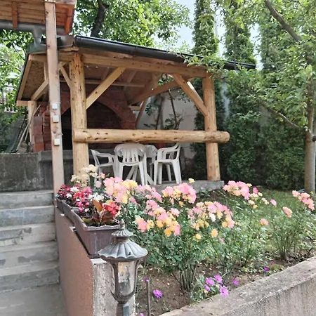 Kuca Za Odmor Ruza Vetrova