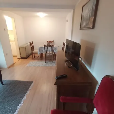 Kuca Za Odmor Ruza Vetrova *